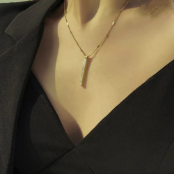 Collar-plata-barritas-imagen-modelo-Enigma-plata