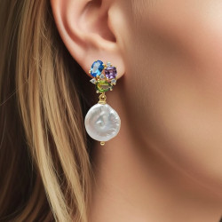 Pendientes-manuela-perla-natural-y-circonitas-color-imagen-modelo-Enigma-plata