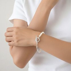Pulsera-plata-y-perlas-imagen-modelo-Enigma-plata