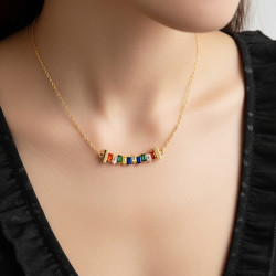 Collar-plata-circonitas-colores-acabado-oro-imagen-modelo-Enigma-plata