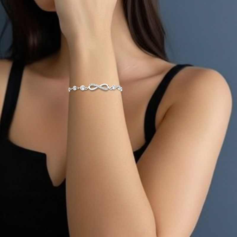 Pulsera-plata-infinito-imagen-modelo-Enigma-Plata