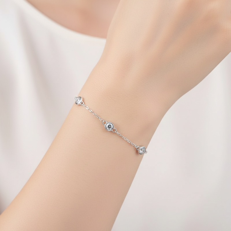 Pulsera-plata-chatones-imagen-modelo-Enigma-plata