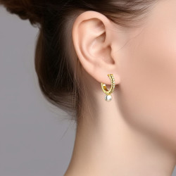 Pendientes-plata-acabado-oro-imagen-modelo-Enigma-plata