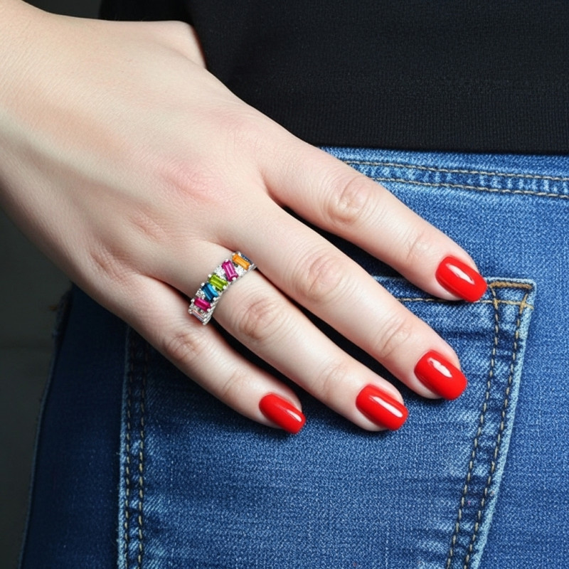 Anillo-plata-circonitas-colores-imagen-modelo-Enigma-plata