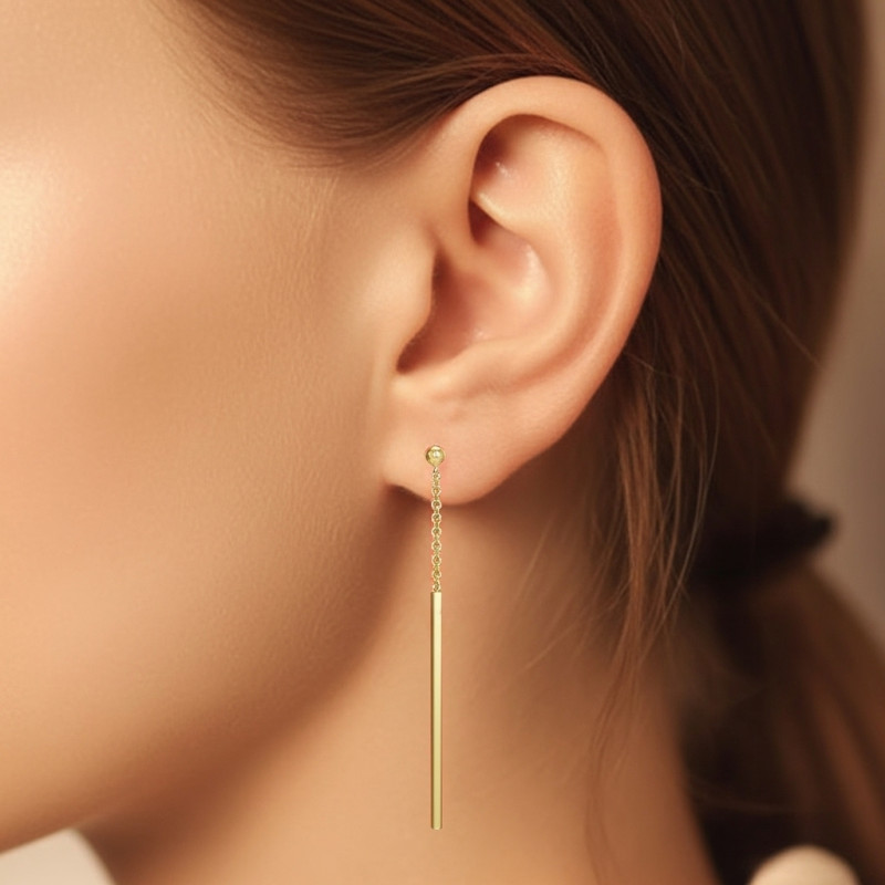 Pendientes-barra-largos-imagen-modelo-Enigma-plata