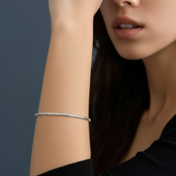 Pulsera-plata-cola-de-topo-imagen-modelo-Enigma-plata