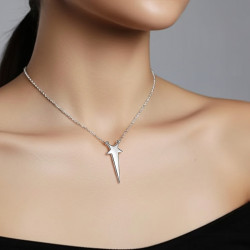 Collar-plata-estrella-imagen-modelo-Enigma-plata
