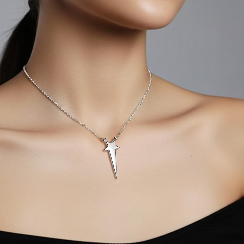 Collar-plata-estrella-imagen-modelo-Enigma-plata