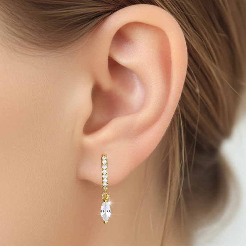 Pendientes-plata-imagen-modelo-Enigma-plata