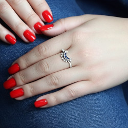 Anillo-plata-luna-imagen-modelo-Enigma-plata