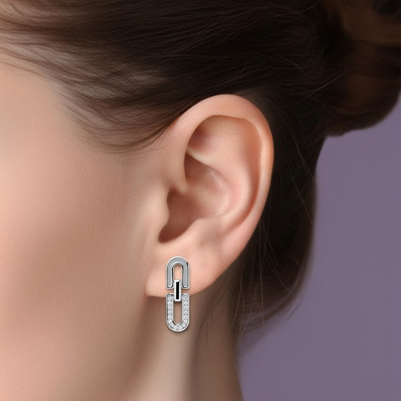 Pendientes-plata-nácar y circonitas-imagen-modelo-Enigma-plata