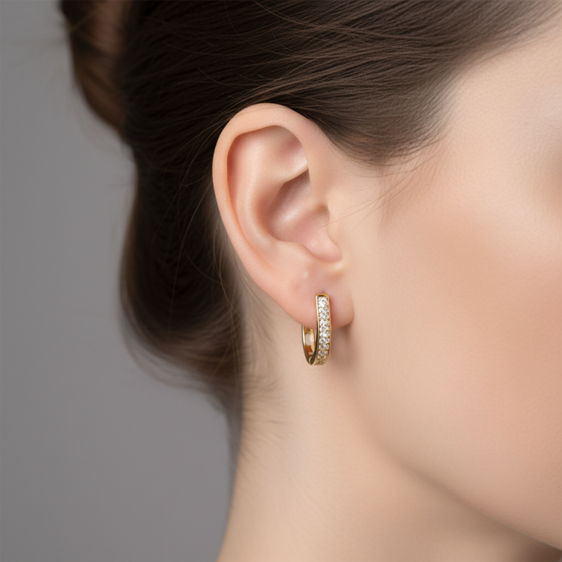 Pendientes-plata-acabado.-oro-imagen-modelo-enigma-plata