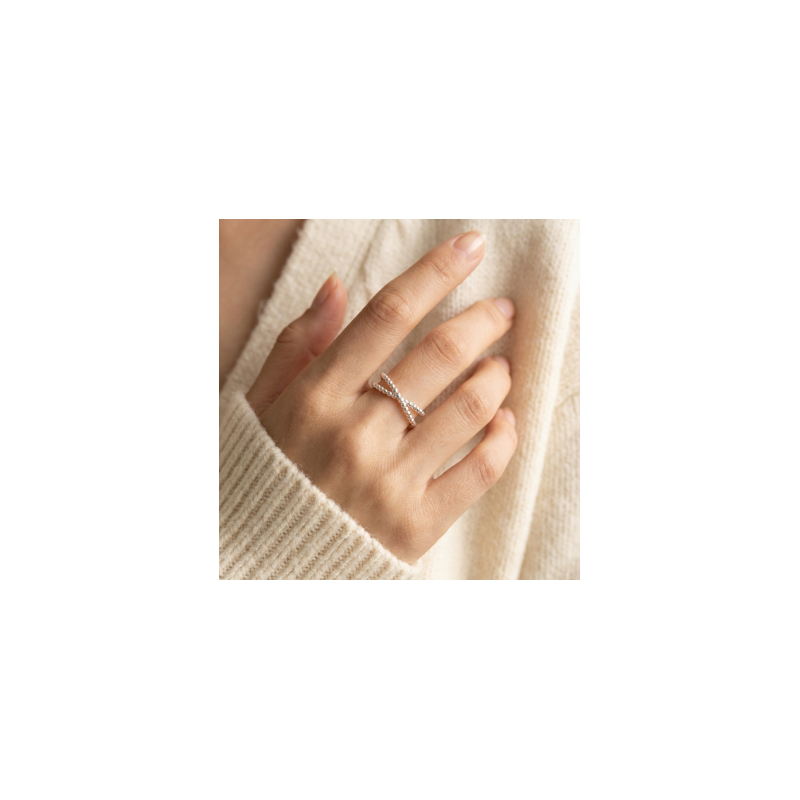 Anillo-plata-cruzado-imagen-modelo-Enigma-plata