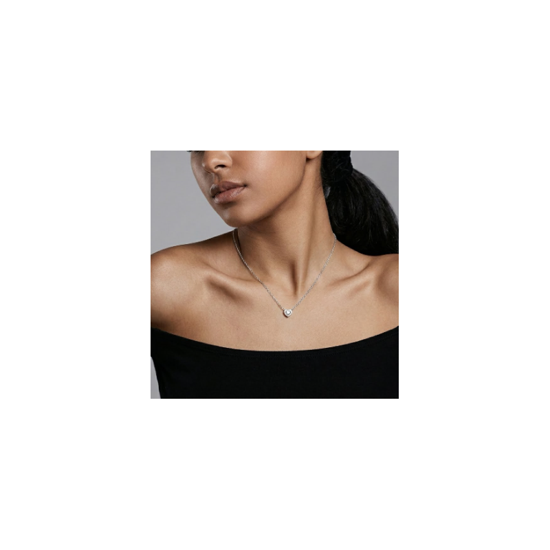 Collar-plata-latido-imagen-modelo-Enigma-plata