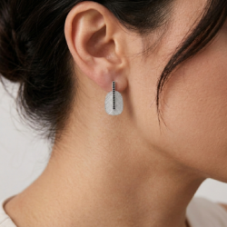 pendientes-hoja-plata-circonitas-negras-enigma-plata