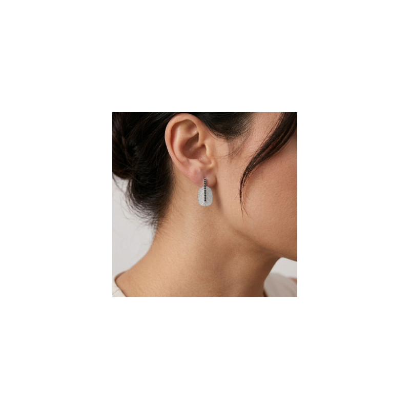 pendientes-hoja-plata-circonitas-negras-enigma-plata